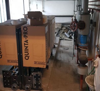 Bp Soroksári út Mömax székház- Energetikai korszerűsítés és gáz fogadó kialakítása 6*120 kW - Heating Service 2000 Kft