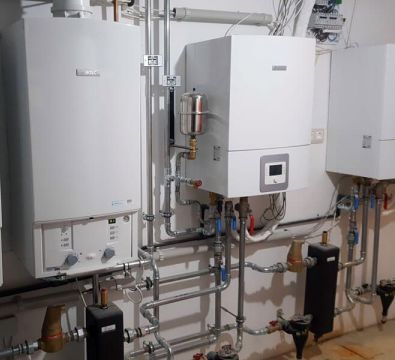 Bp Faragó utca Családi ház- Fűtésrendszer kiépítés Hőszivattyú rendszer Kondenzációs rásegítéssel - Heating Service 2000 Kft